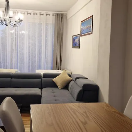 Sunrise Lindita Apartmán *