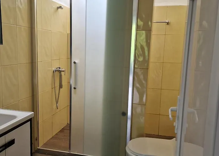 Sunrise Lindita アパート